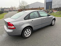 Volvo - 2005 - s40 - personenauto - afbeelding 3 van  17