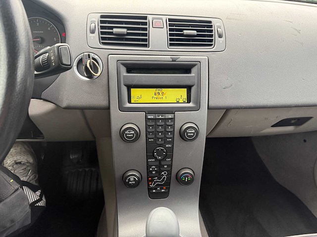 Volvo - 2005 - s40 - personenauto - afbeelding 12 van  17