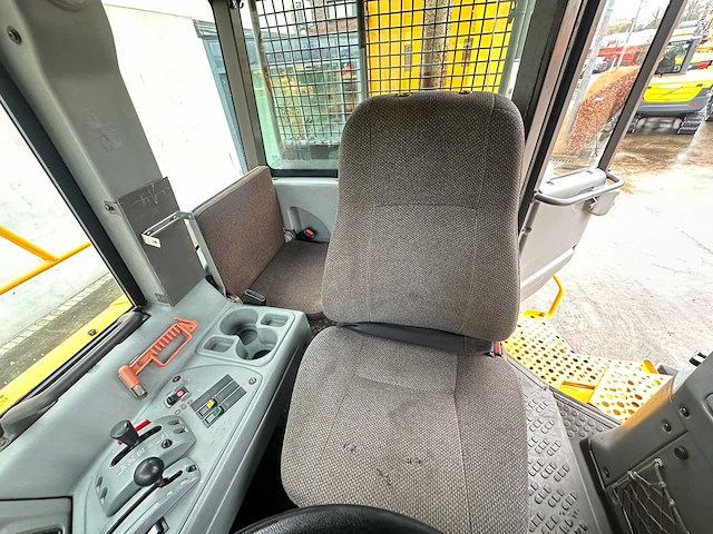 Volvo - 2007 - a30d - dumper - afbeelding 62 van  74