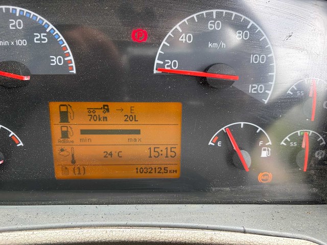 Volvo - 2009 - flm42 - straatveegmachine - afbeelding 5 van  17