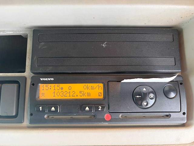 Volvo - 2009 - flm42 - straatveegmachine - afbeelding 8 van  17
