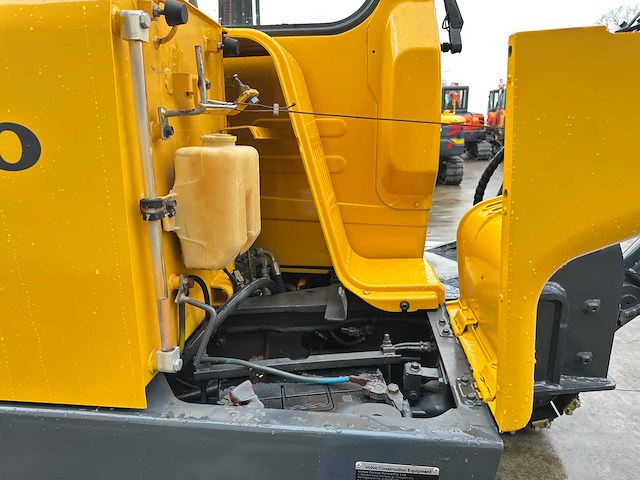 Volvo - 2010 - ec55b - midigraafmachine - afbeelding 24 van  38