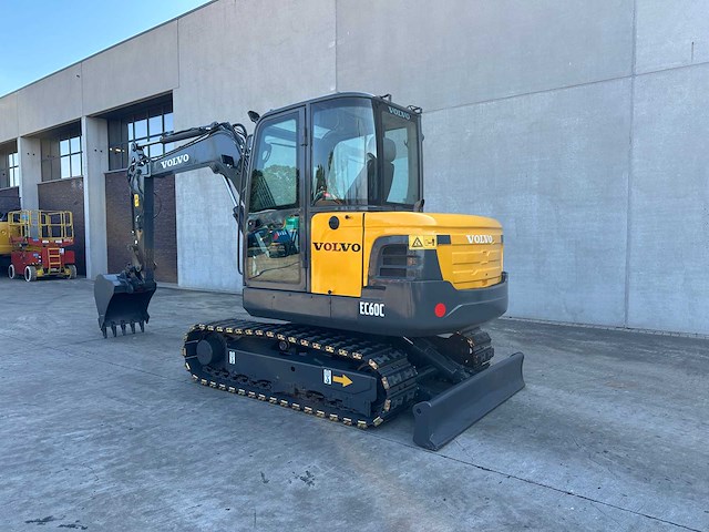 Volvo - 2011 - ec60c - midigraafmachine - afbeelding 2 van  3