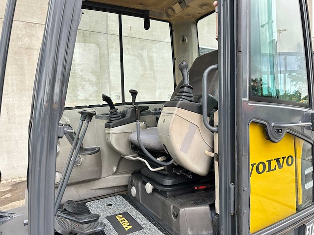 Volvo - 2012 - ec60c - midigraafmachine - afbeelding 35 van  44