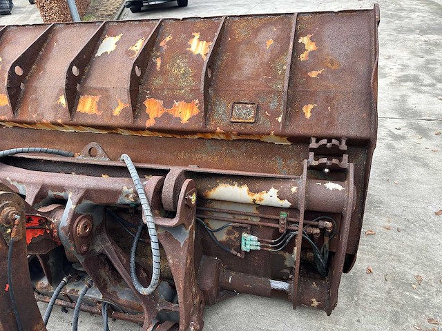 Volvo - 2013 - l90g - shovel - afbeelding 3 van  52