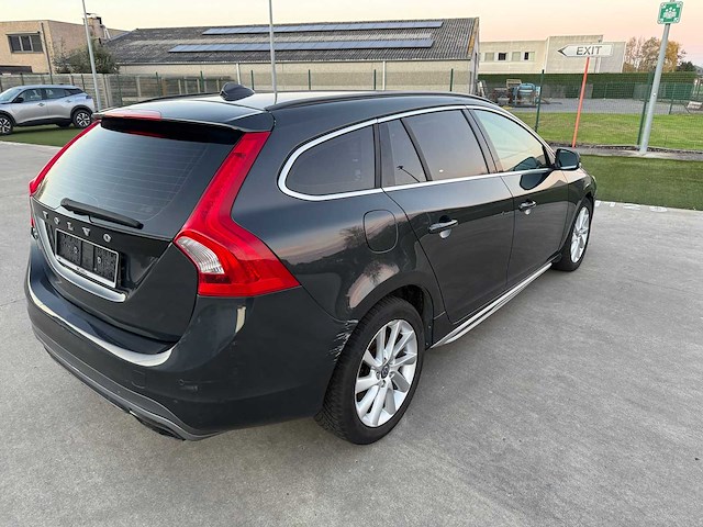Volvo - 2014 - v60 - personenauto - afbeelding 28 van  30