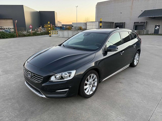 Volvo - 2014 - v60 - personenauto - afbeelding 12 van  30