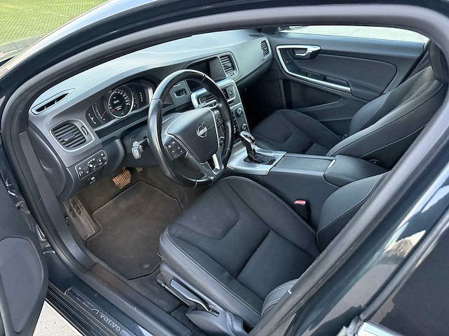Volvo - 2014 - v60 - personenauto - afbeelding 25 van  30