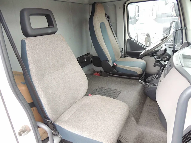 Volvo - 2015 - fl250 box - vrachtwagen - afbeelding 13 van  29