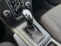 Volvo - 2016 - v40 - r disign - personenauto - afbeelding 14 van  24