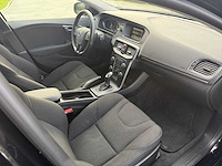 Volvo - 2016 - v40 - r disign - personenauto - afbeelding 5 van  24