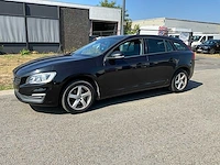 Volvo - 2016 - v60 - f - personenauto - afbeelding 7 van  20
