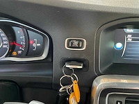 Volvo - 2016 - v60 - f - personenauto - afbeelding 25 van  32