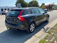 Volvo - 2016 - v60 - f - personenauto - afbeelding 28 van  32