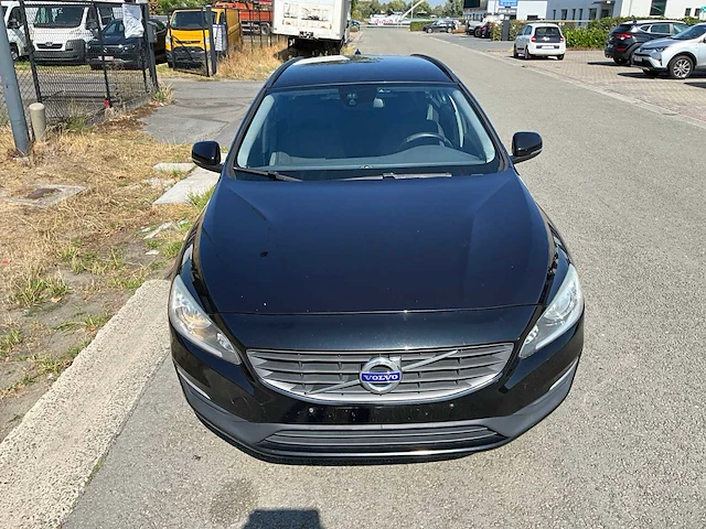 Volvo - 2016 - v60 - f - personenauto - afbeelding 32 van  32