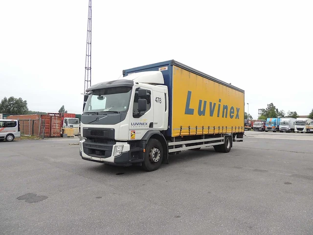 Volvo - 2017 - fe280 tautliner - vrachtwagen - afbeelding 1 van  30