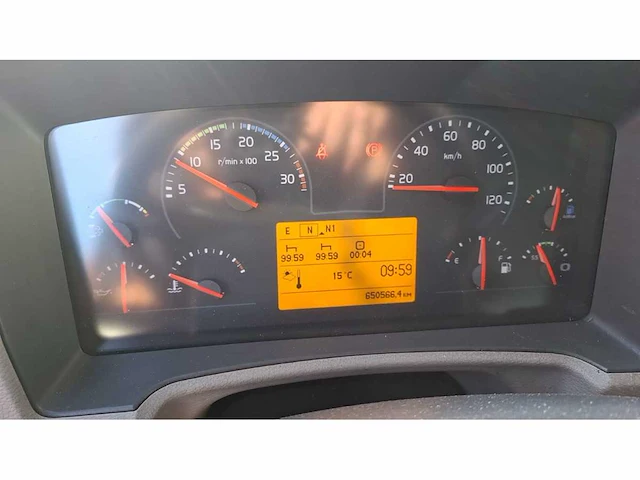 Volvo - 2017 - fe280 tautliner - vrachtwagen - afbeelding 22 van  30