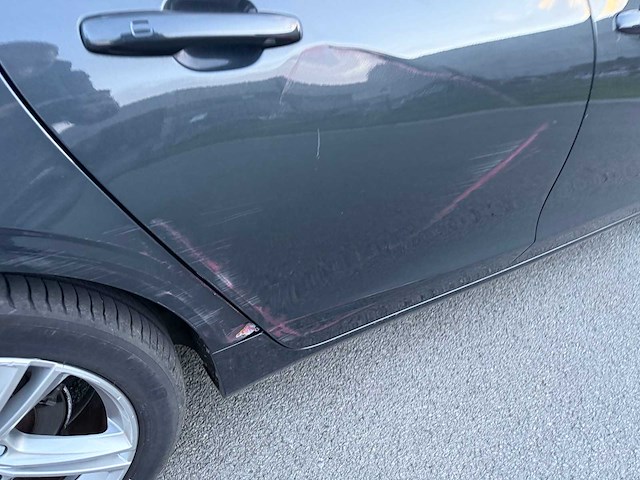 Volvo - 2017 - v90 - d4 - personenauto - afbeelding 2 van  25