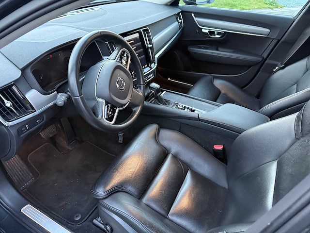 Volvo - 2017 - v90 - d4 - personenauto - afbeelding 13 van  25