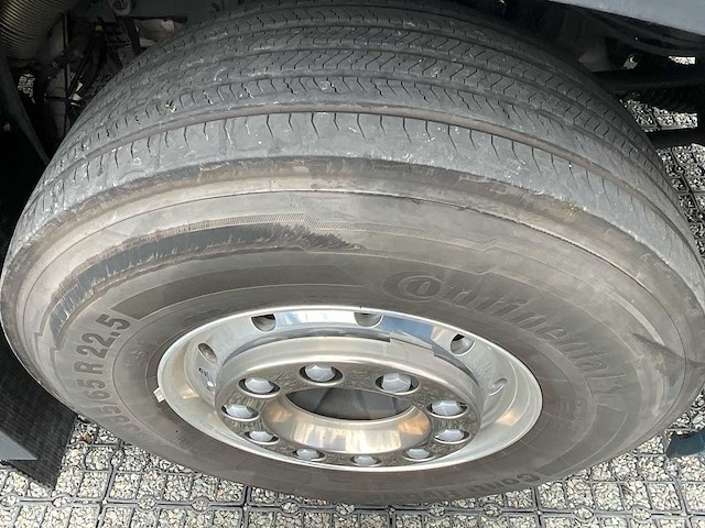 Volvo - 2023 - fh16 - vrachtwagen - afbeelding 13 van  118