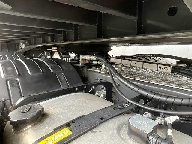 Volvo - 2023 - fh16 - vrachtwagen - afbeelding 30 van  118
