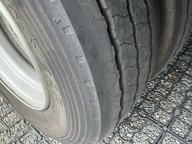 Volvo - 2023 - fh16 - vrachtwagen - afbeelding 49 van  118