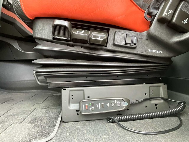 Volvo - 2023 - fh16 - vrachtwagen - afbeelding 78 van  118