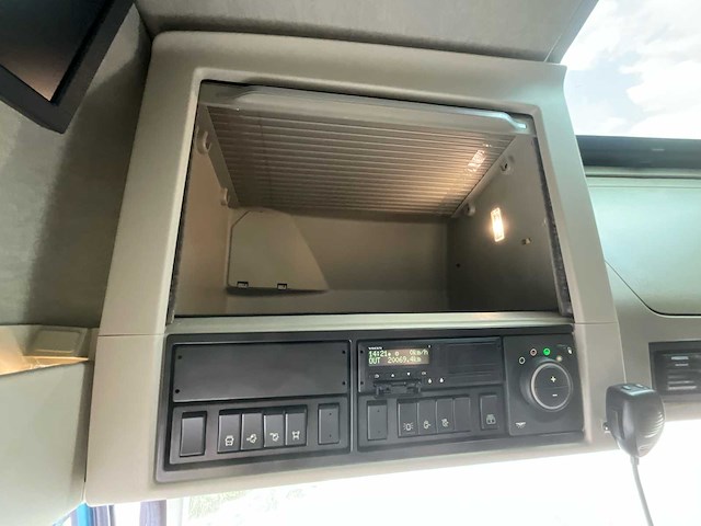 Volvo - 2023 - fh16 - vrachtwagen - afbeelding 90 van  118