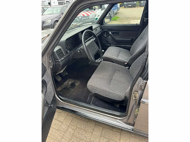 Volvo - 245 - youngtimer > 15 - afbeelding 8 van  18