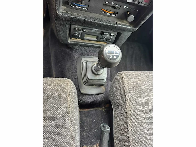 Volvo - 245 - youngtimer > 15 - afbeelding 6 van  17