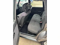Volvo - 245 - youngtimer > 15 - afbeelding 10 van  17