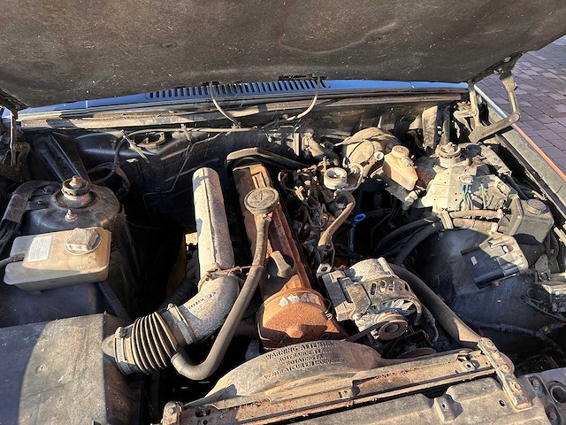 Volvo - 940 gl - oldtimer - afbeelding 7 van  32