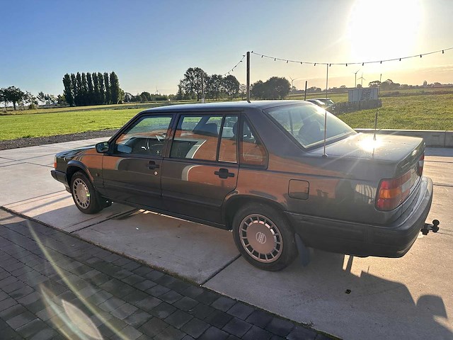 Volvo - 940 gl - oldtimer - afbeelding 31 van  32