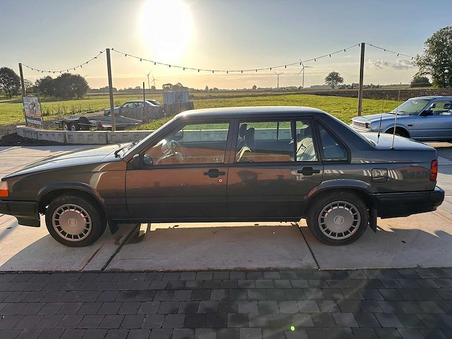 Volvo - 940 gl - oldtimer - afbeelding 32 van  32