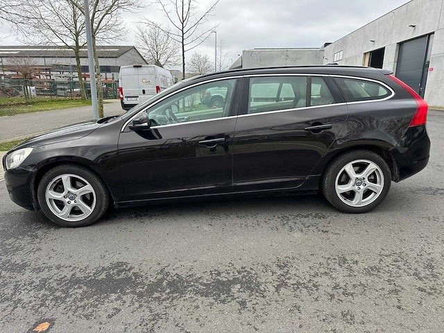 Volvo - d2 - v60 - bedrijfswagen - afbeelding 19 van  36