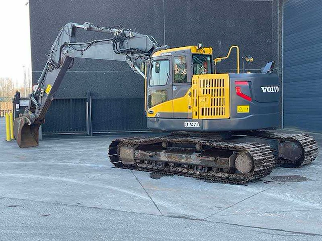 Volvo - ecr 235 dl - rupsen graafmachine - afbeelding 12 van  48