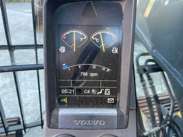 Volvo - ecr 235 dl - rupsen graafmachine - afbeelding 38 van  48