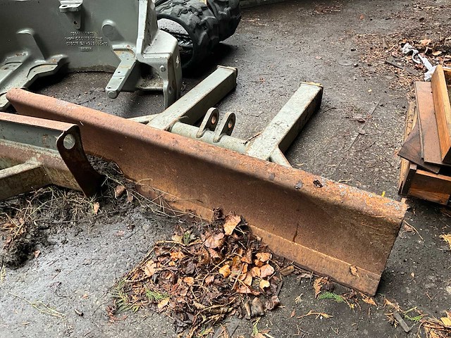 Volvo - ecr25d - dozerblad en contragewicht - afbeelding 2 van  5