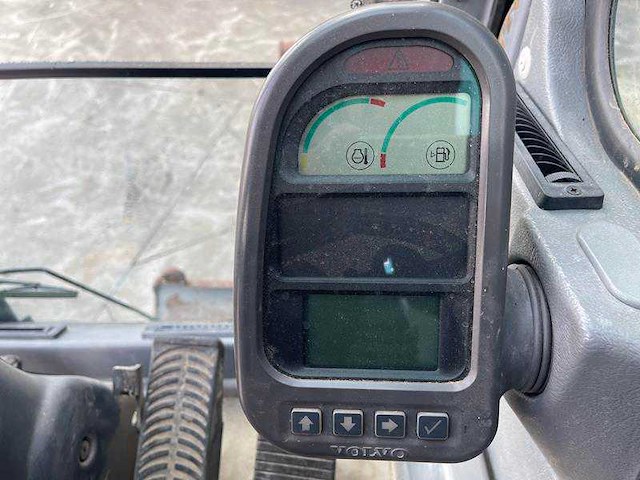Volvo - ew140b - banden graafmachine - afbeelding 18 van  26