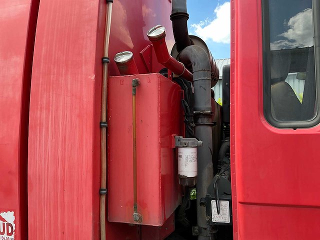 Volvo - fl6e - veegwagen - 2002 - afbeelding 17 van  34