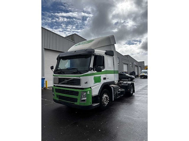 Volvo - fm9 - truck - 2002 - afbeelding 1 van  29