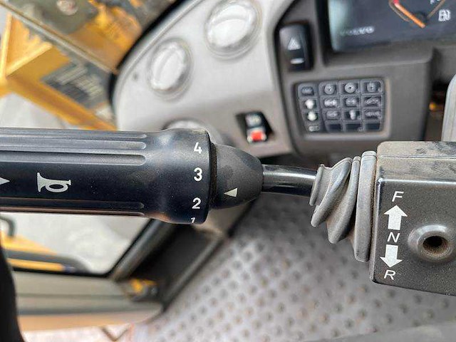 Volvo - l 120 g - wiellader - 2014 - afbeelding 12 van  22