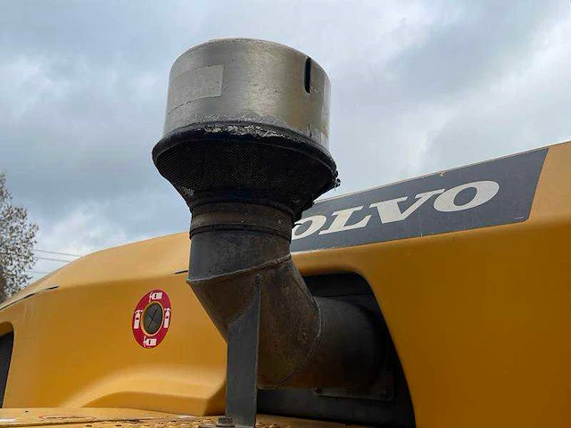 Volvo - l 120 g - wiellader - 2014 - afbeelding 14 van  46