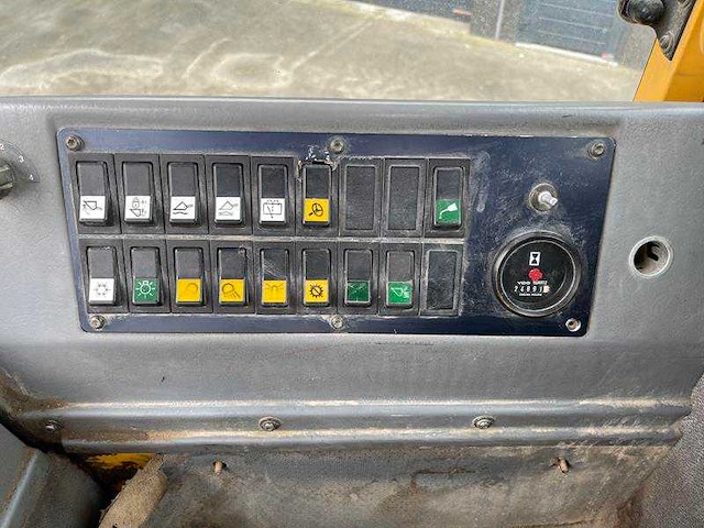Volvo - l70 c - wiellader - afbeelding 8 van  15
