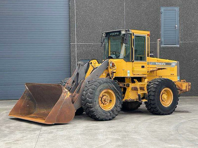 Volvo - l70 c - wiellader - afbeelding 1 van  31