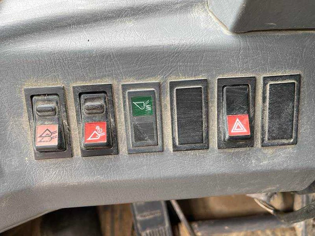 Volvo - l70 c - wiellader - afbeelding 22 van  31