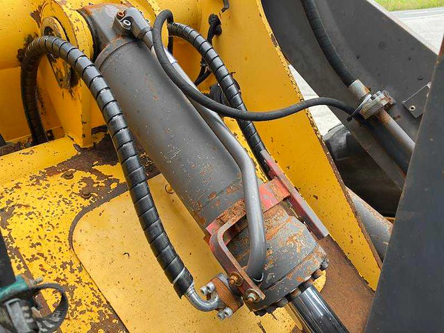 Volvo - l70c - wiellader - afbeelding 11 van  31