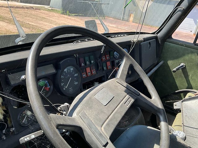 Volvo - n10 - depanneur 6x6 - 1989 - afbeelding 11 van  21