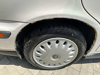 Volvo - s40 - youngtimer > 15 - afbeelding 8 van  31
