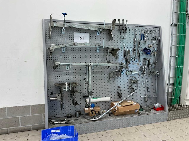 Volvo - special tools - afbeelding 1 van  15